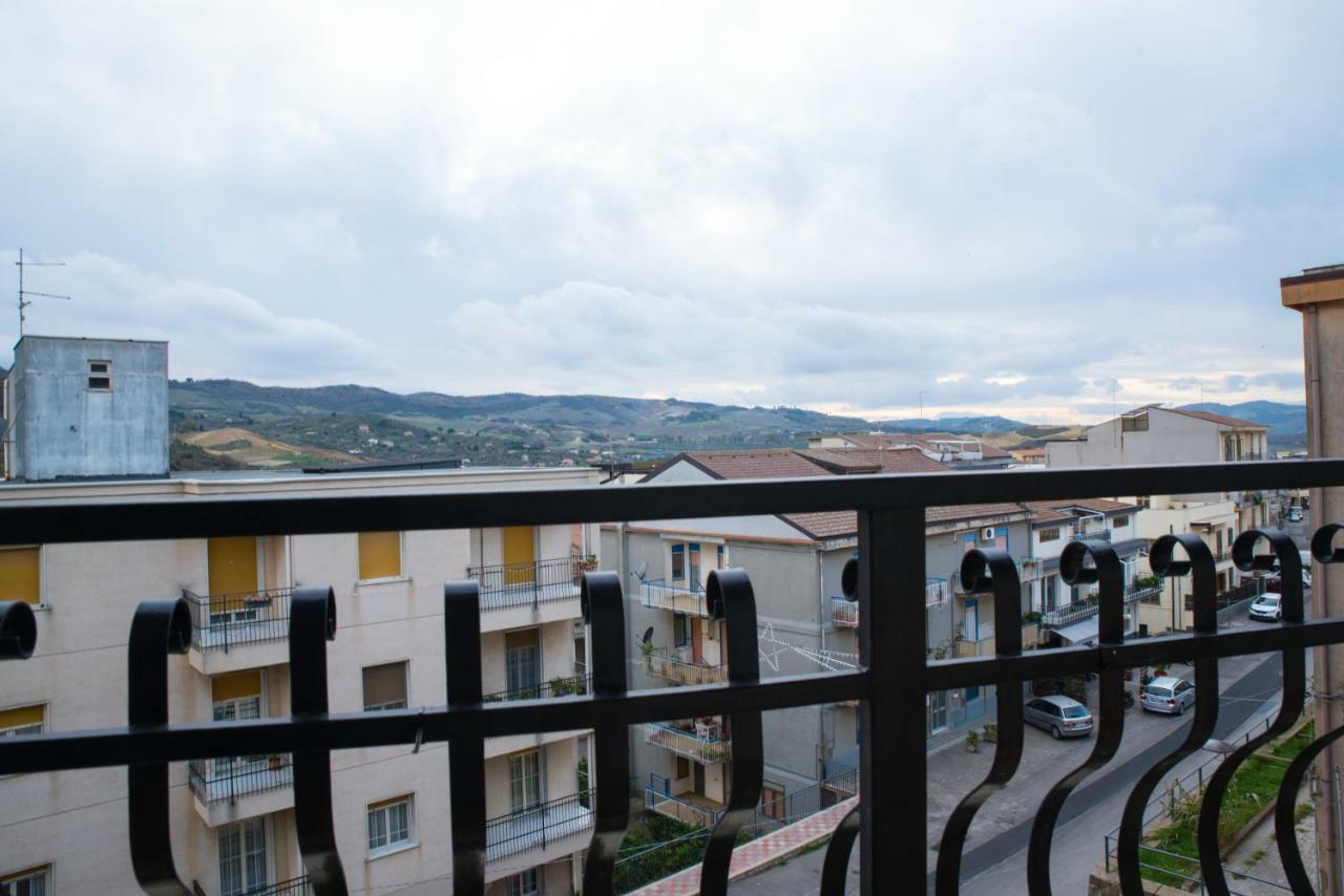 Hotel Il Centro Short Lets Valguarnera Caropepe Zewnętrze zdjęcie